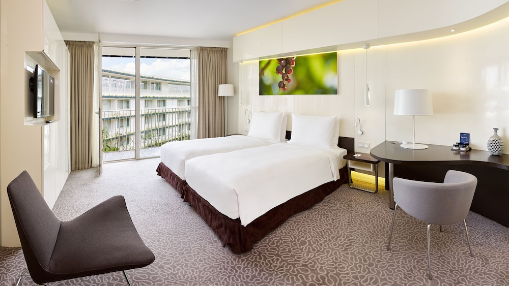Radisson Blu Hotel And Convention Center 47/71