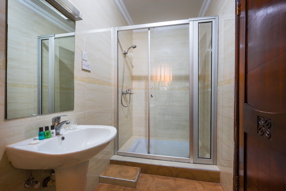 Midindi Hotel 10/61