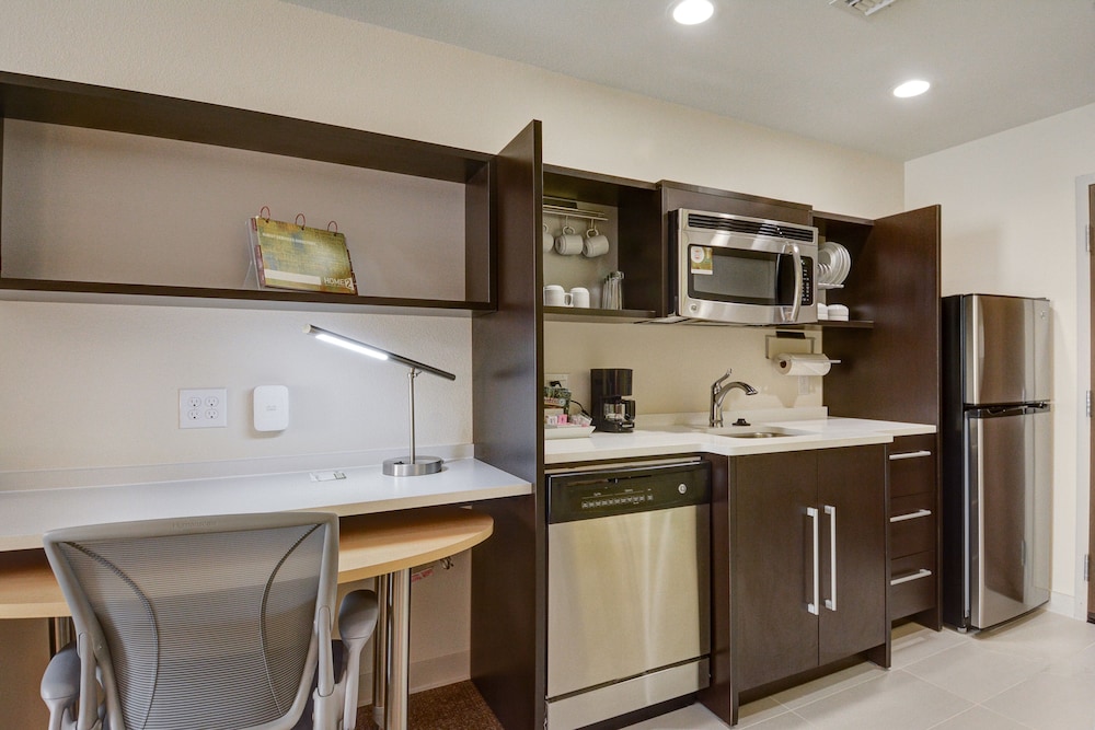 Home2 Suites By Hilton Irving / Dfw Airport North 46/63