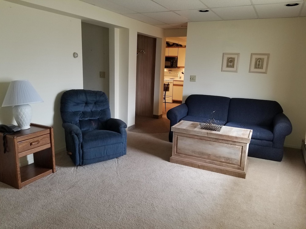 Lakeshor Motor Inn 31/42