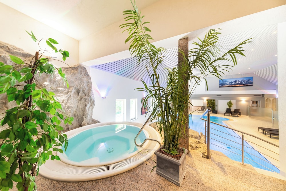 Le Clervaux Boutique Hotel 48/50