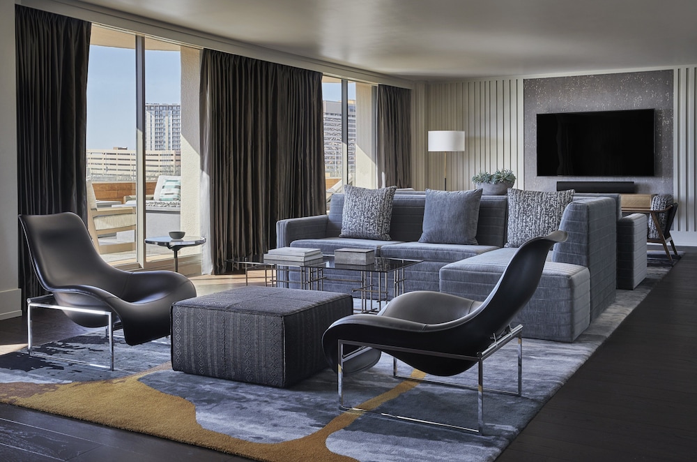 Four Seasons Hotel Austin 21/35