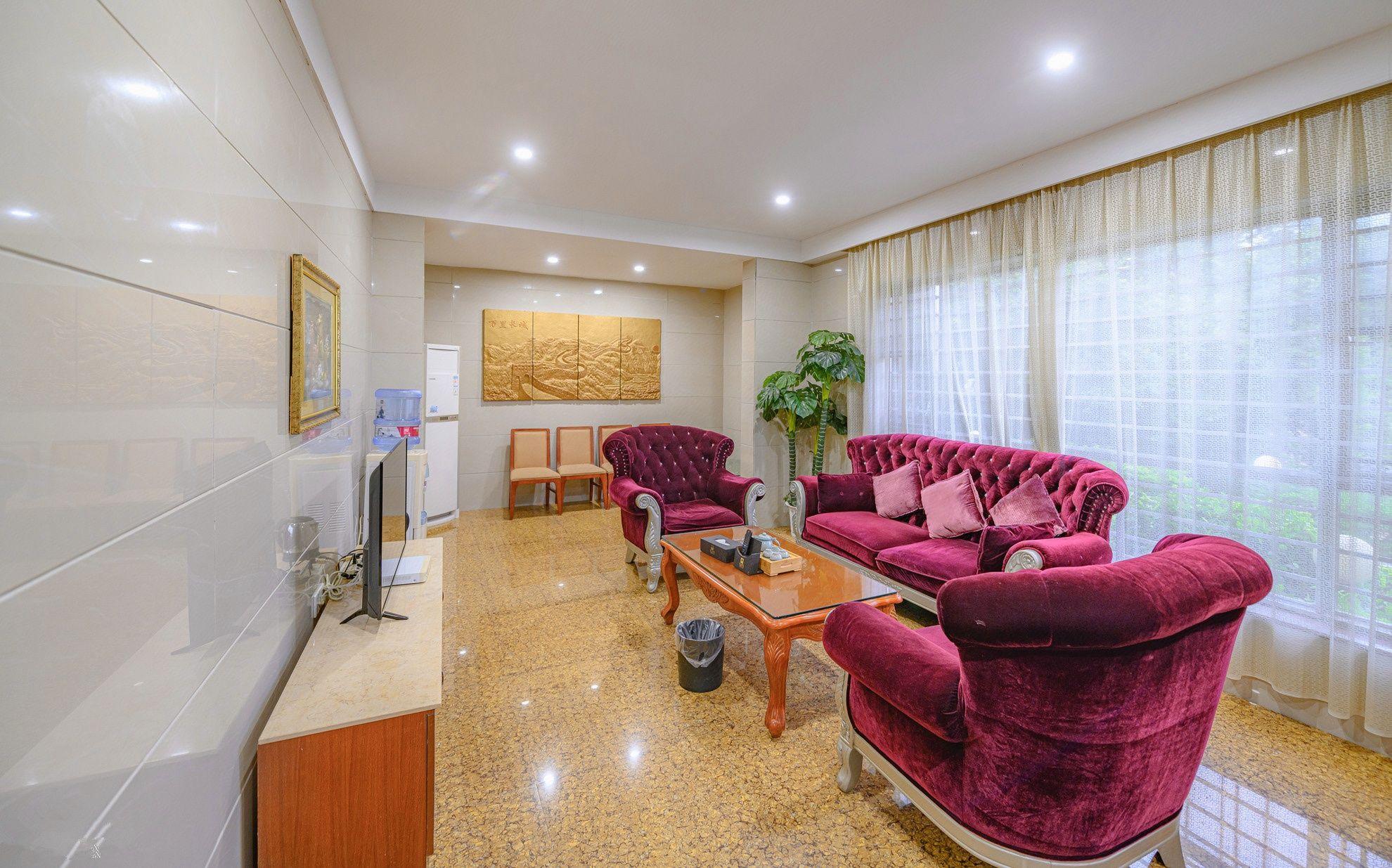 Yangshan Hotel 35/46