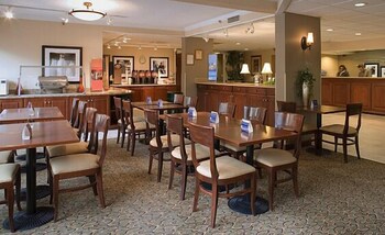 Hampton Inn Atlanta-Northlake 32/43