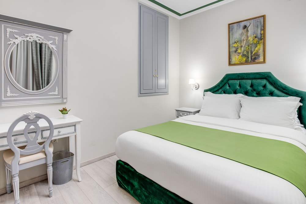 DIVINE, SUITE, TERRACE