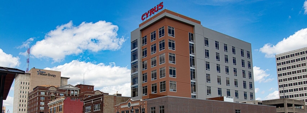 Cyrus Hotel, Topeka, a Tribute Portfolio Hotel 4/71