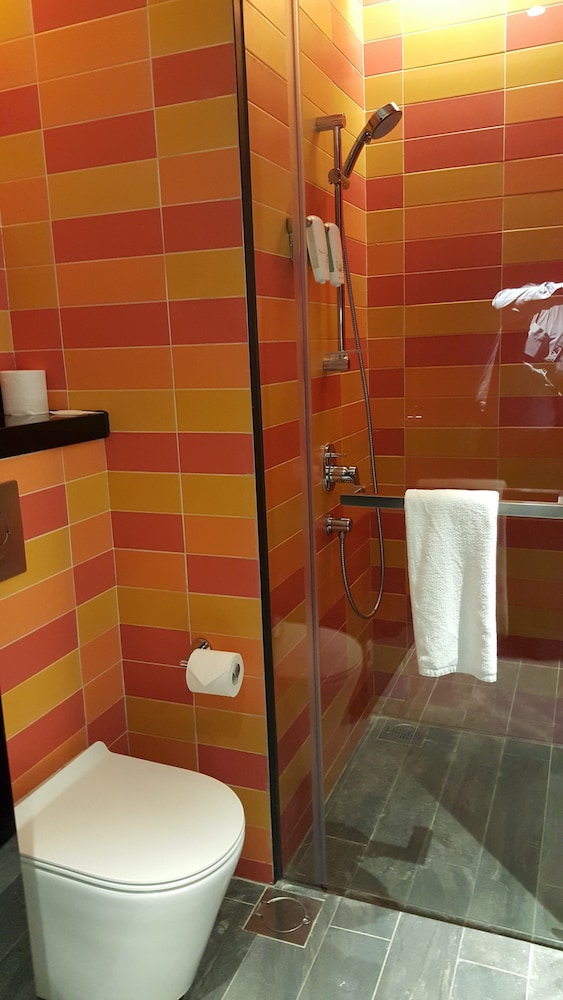 Ibis Styles Singapore On Macpherson 68/72