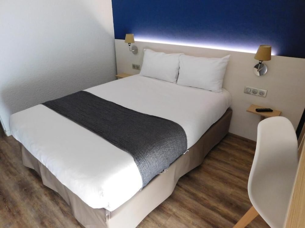 Brit Hotel Aries Argentan 27/69