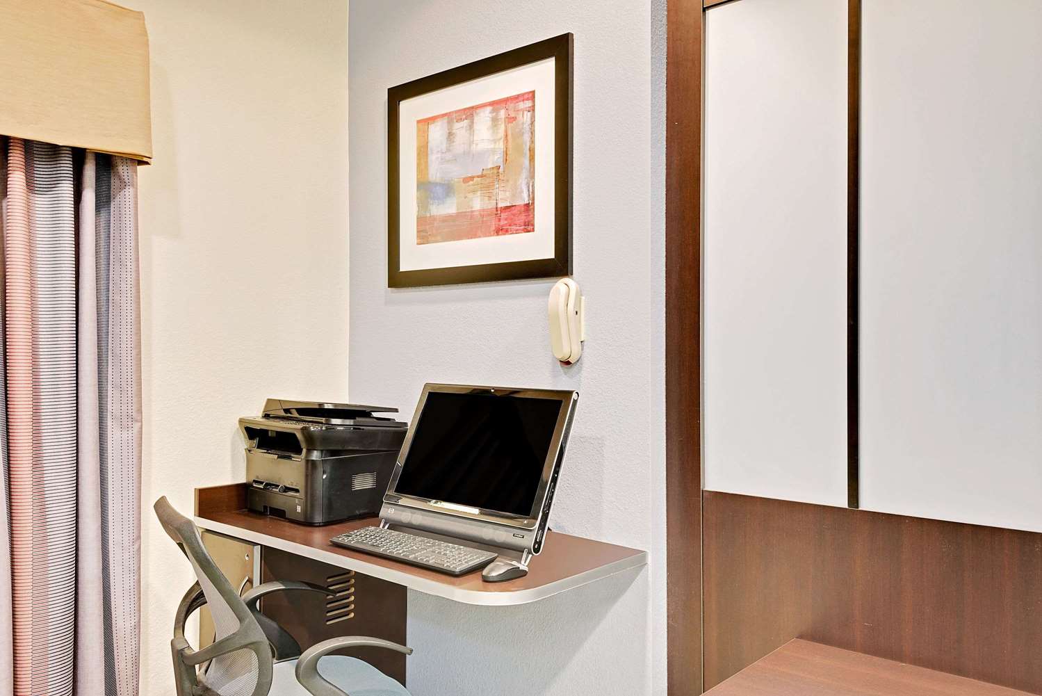 Microtel Inn & Suites By Wyndham Geneva 9/11
