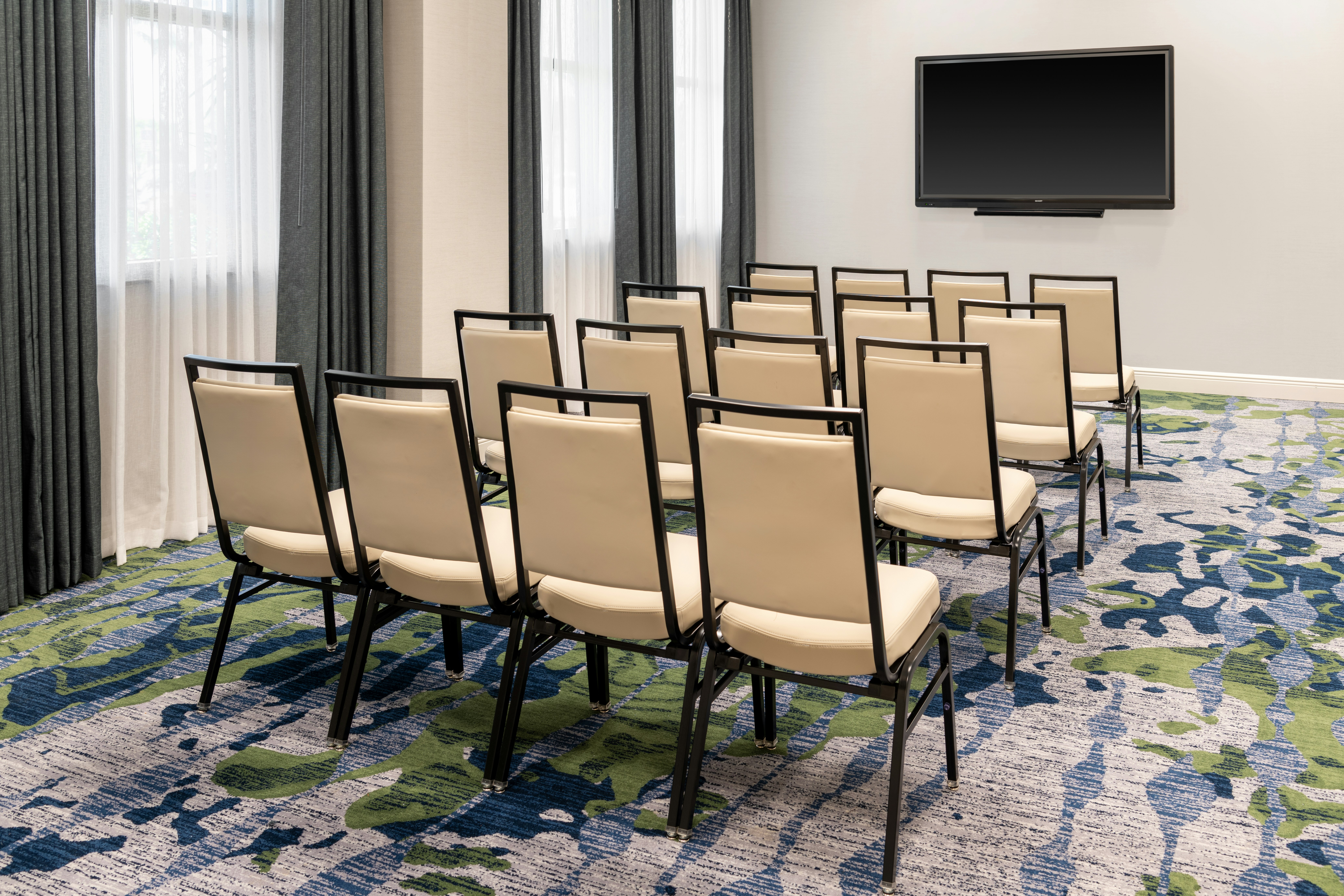 Embassy Suites by Hilton Fort Myers Estero 26/34