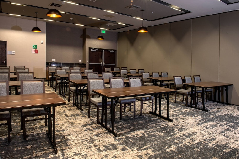 Courtyard By Marriott San Luis Potosi Los Lagos 34/46