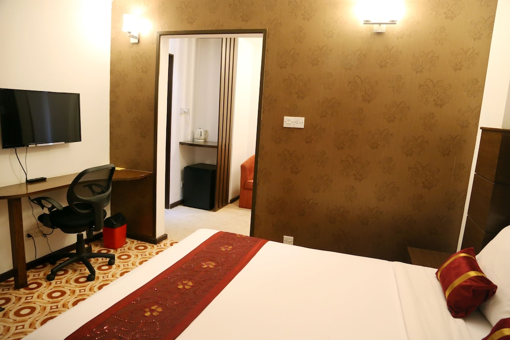 GRAND ORIENTAL HOTEL 25/60