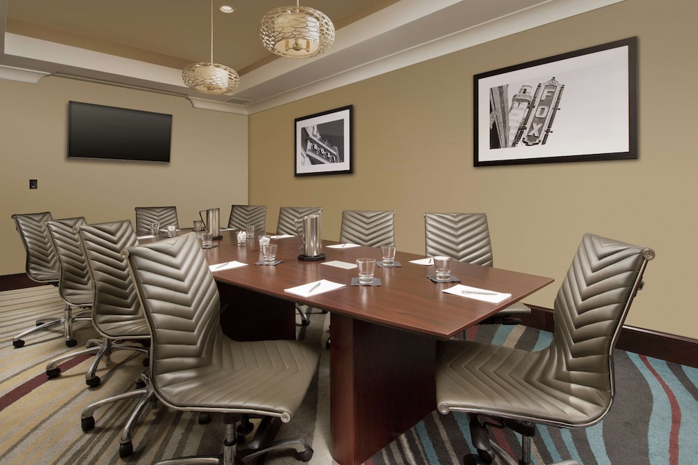 Embassy Suites by Hilton Atlanta Airport 50/56