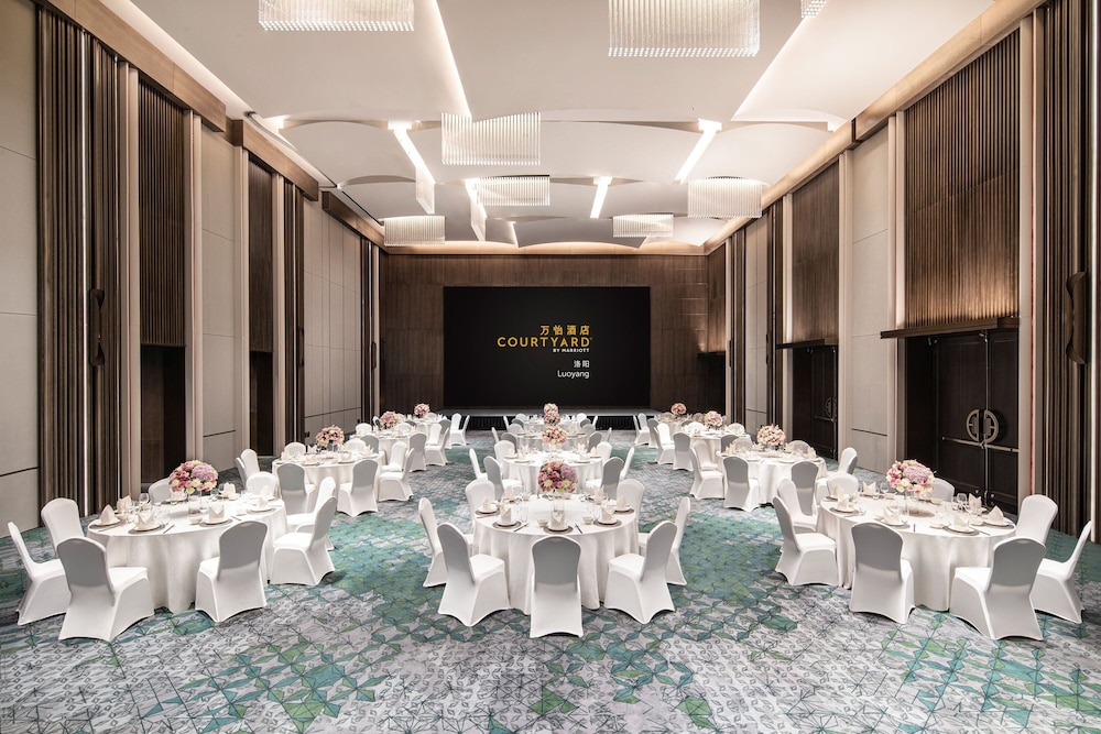 Courtyard by Marriott Luoyang 35/46