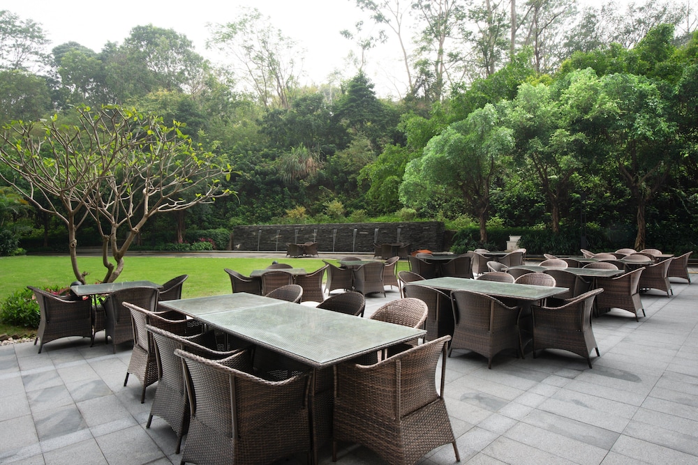 HOLIDAY INN GUANGZHOU SCIENCE CITY 36/50