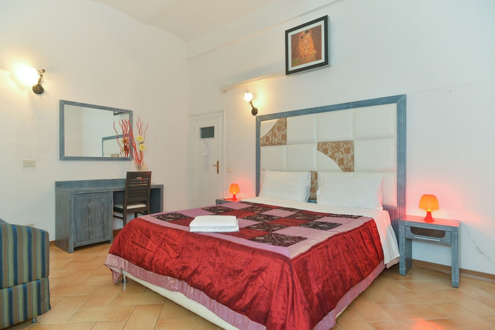 Trani B T Rooms 15/46