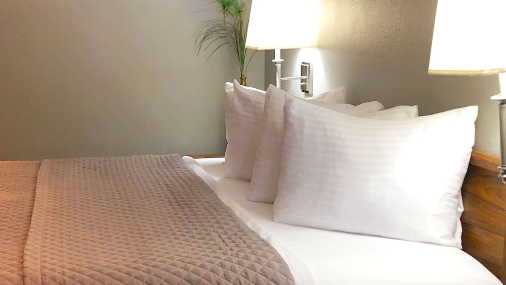 Resort City Inn Coeur D Alene 15/38