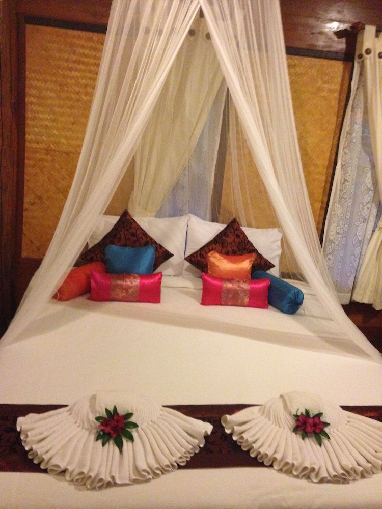 Le Mont Resort 11/21