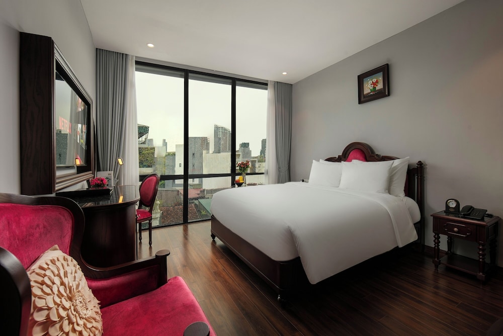 Serene Central hotel 13/55