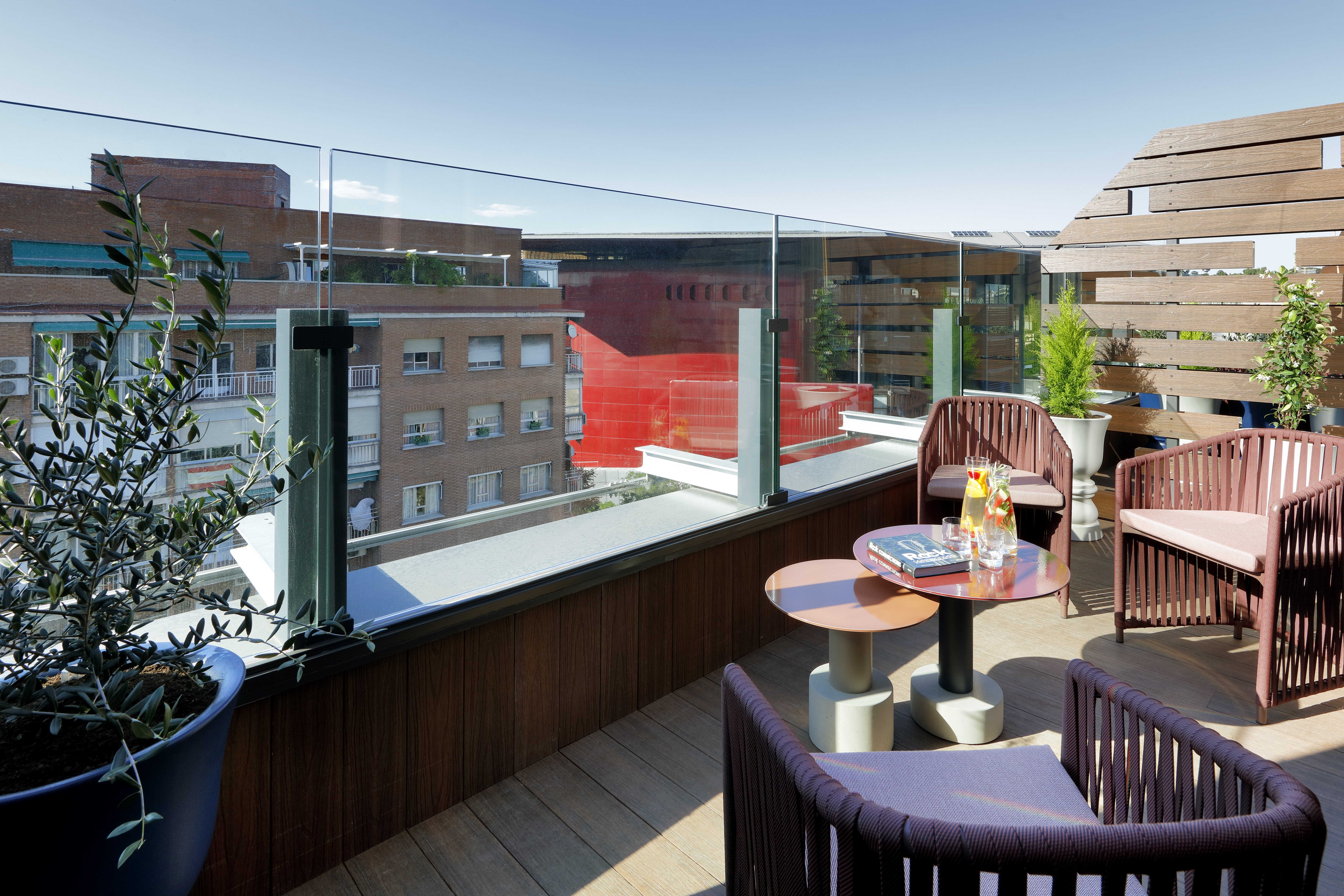 Hard Rock Hotel Madrid 60/81