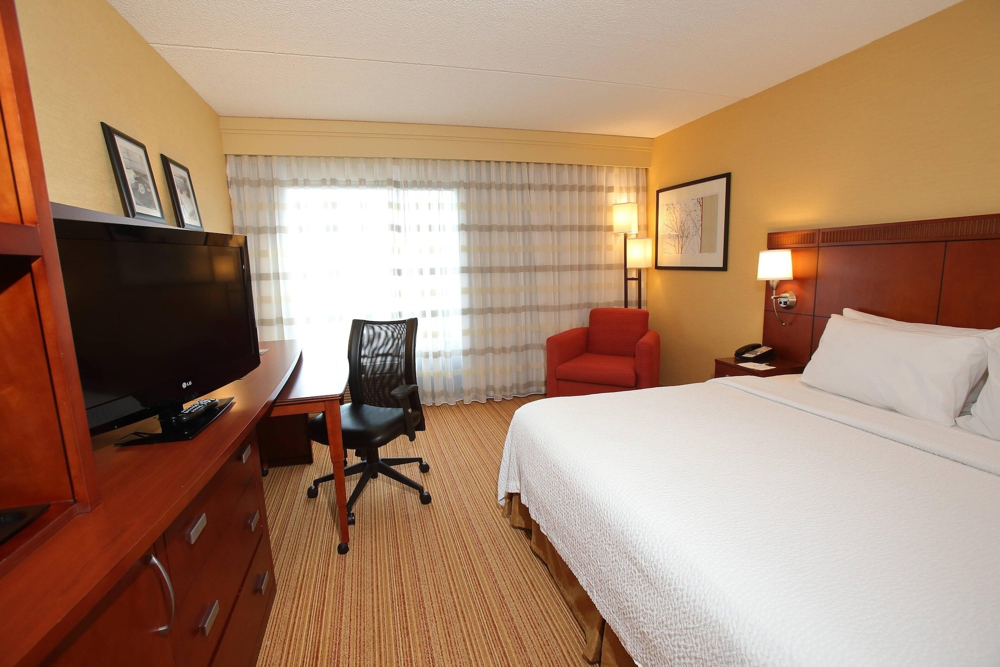 Room at Courtyard by Marriott Boston Marlborough, MARLBOROUGH - MA