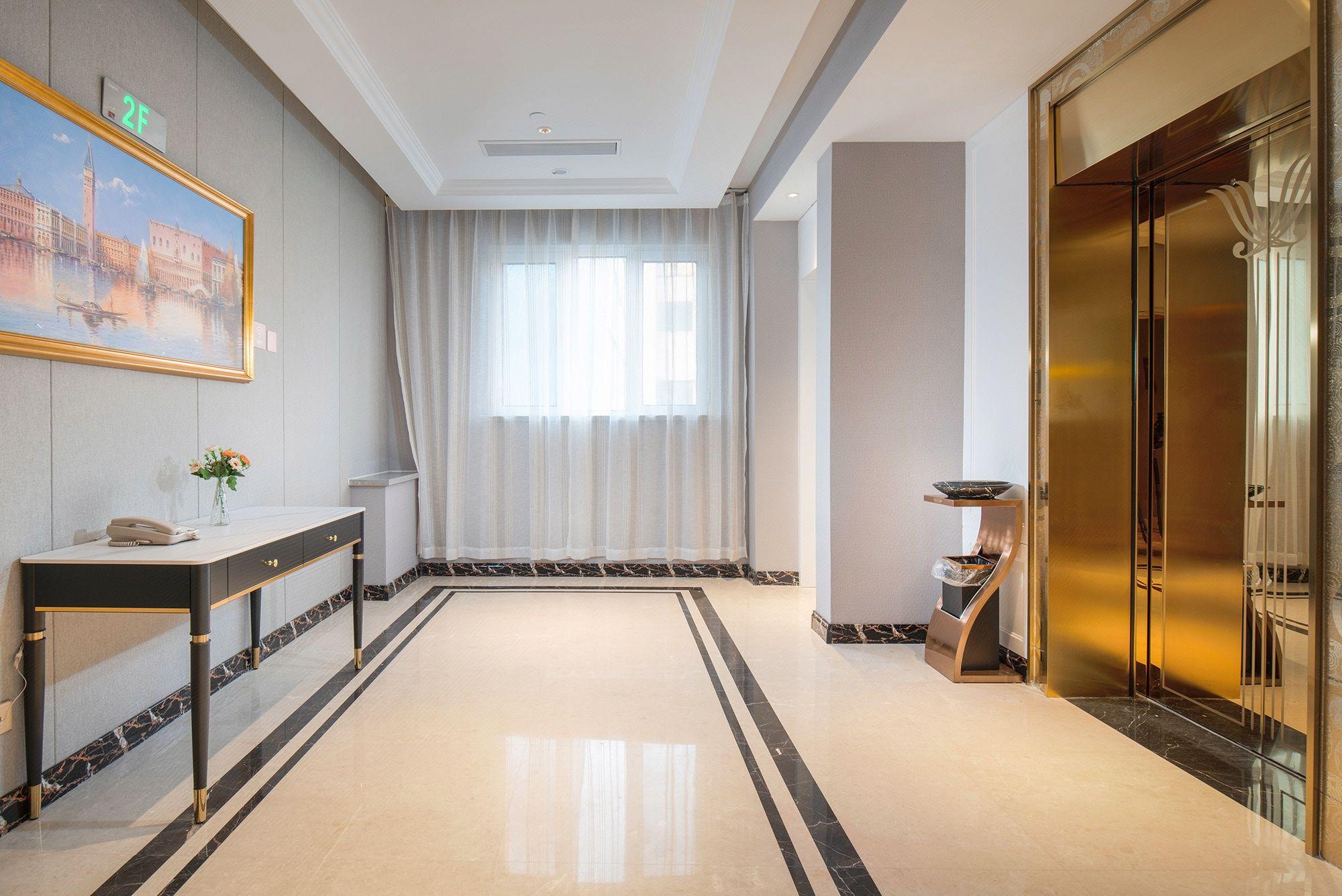 Vienna Hotel (Tianjin chentangzhuang subway station store) 34/59