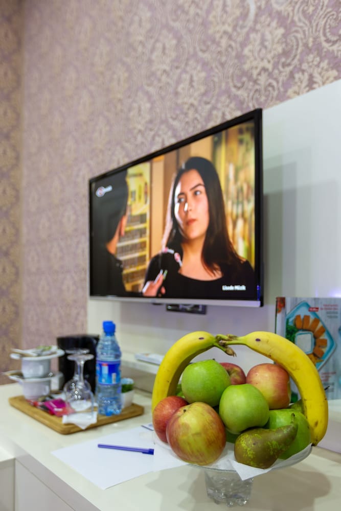Baku City Hotel 3/50