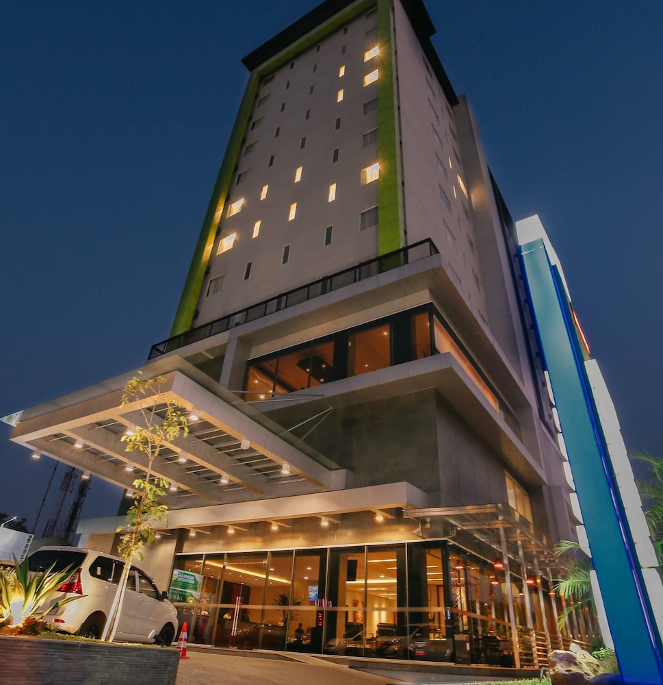 Primebiz Hotel Surabaya 2/74