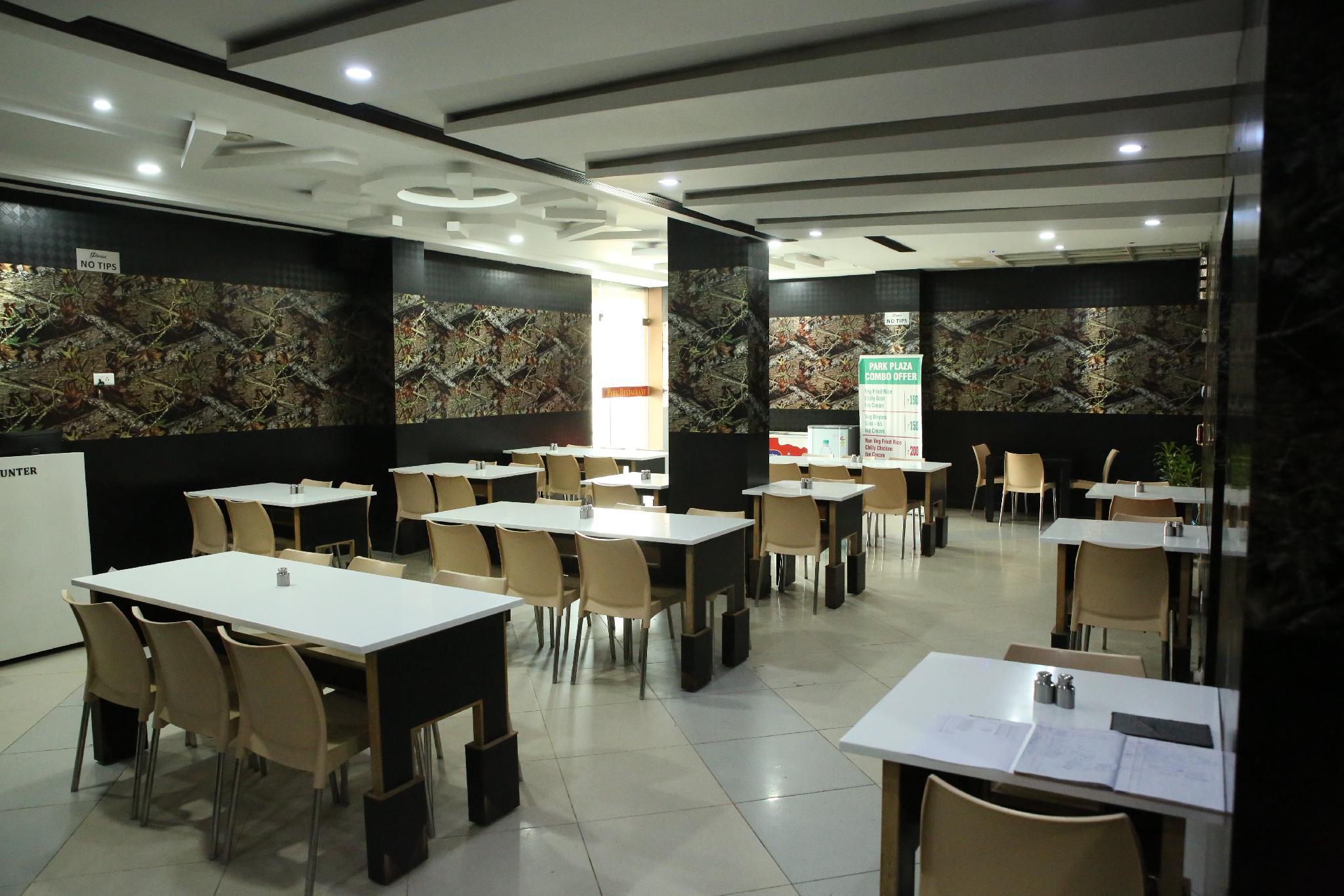 PARK PLAZA 15/22