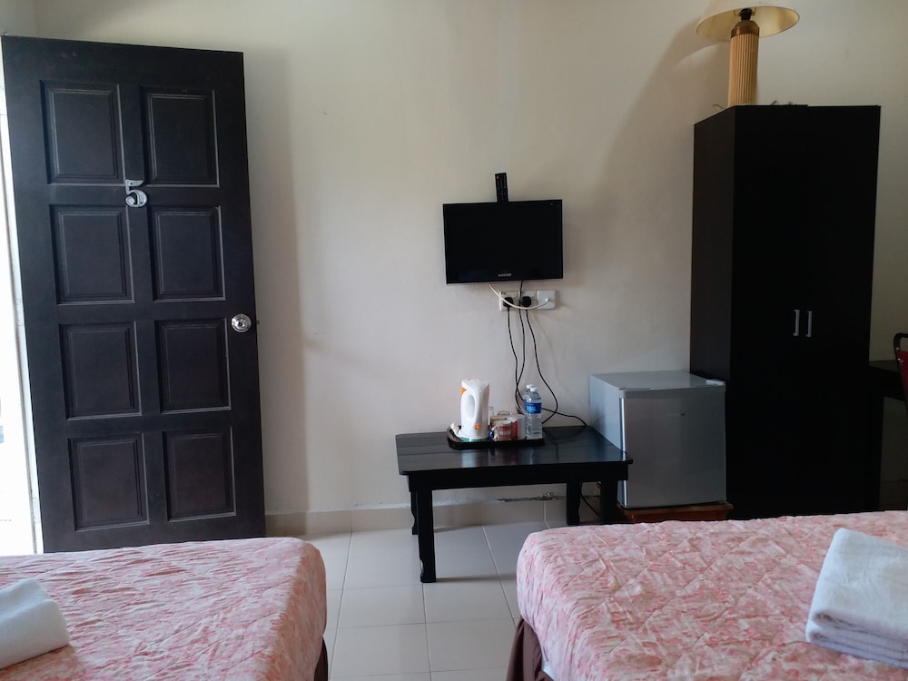 Idaman Guesthouse 11/23