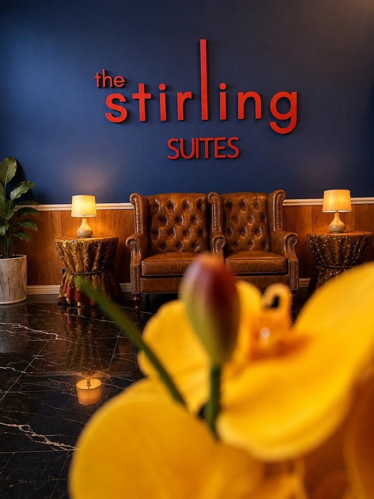 Stirling Suites 36/48