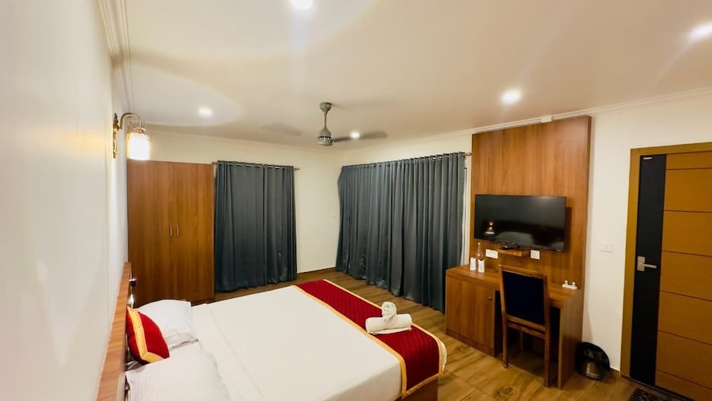 BELLA VISTA RESORT 23/48