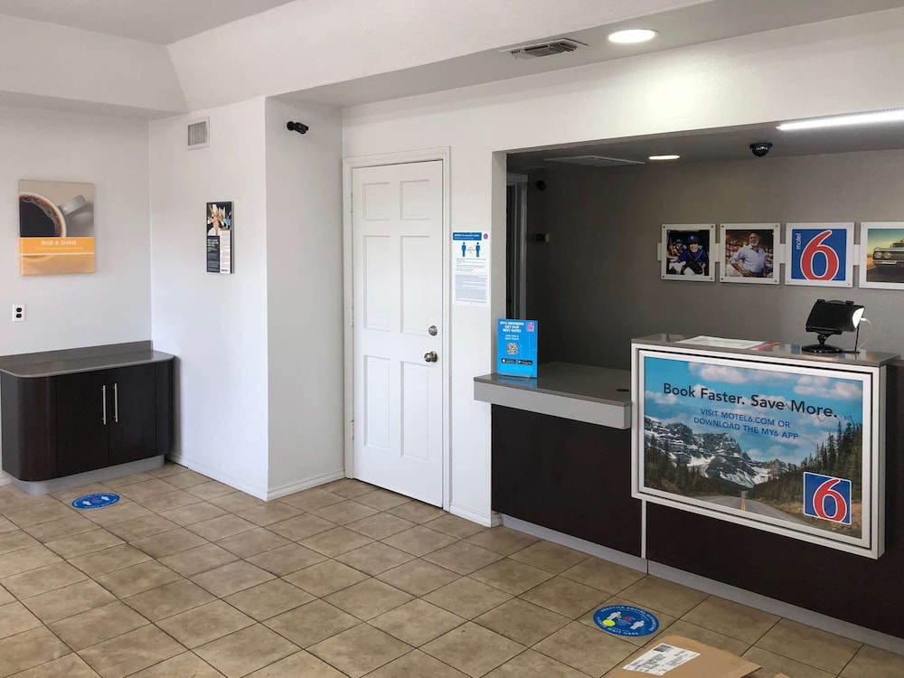 Motel6 Paris, TX 9/51