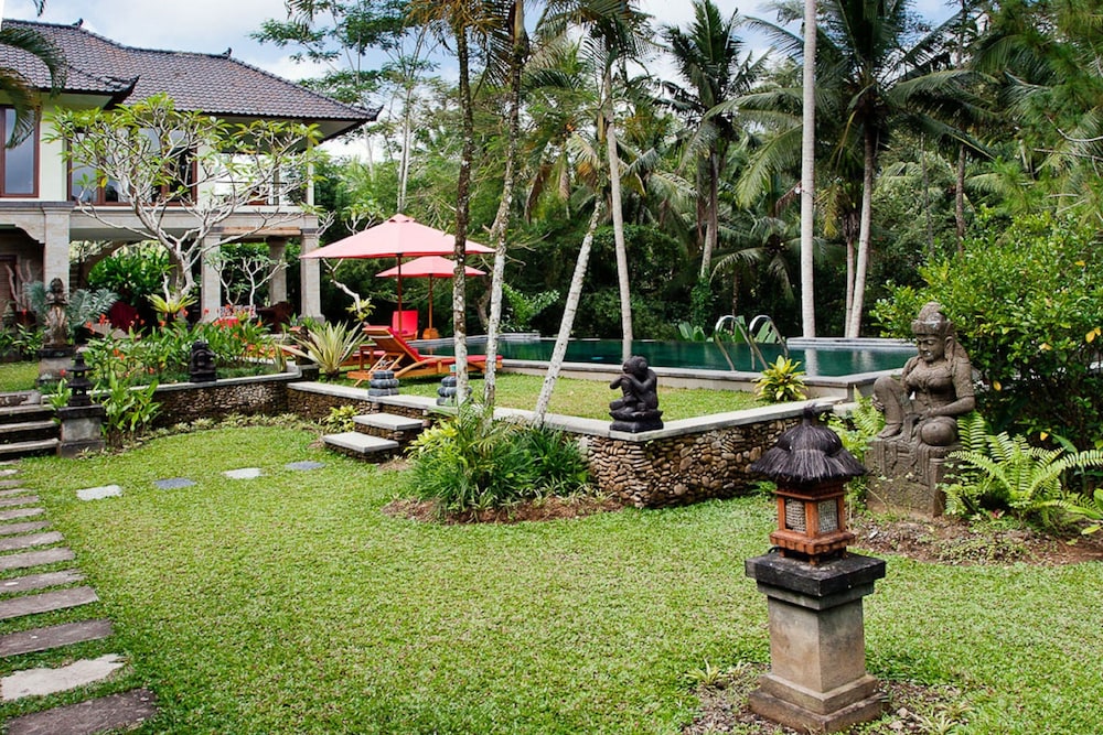 Suara Air Luxury Villa Ubud 41/50