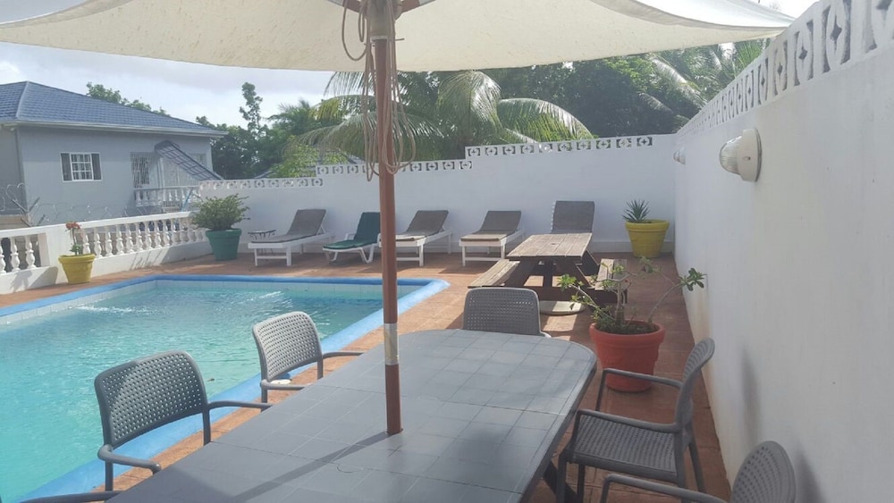 Ocho Rios Tamarind Villas 7/14