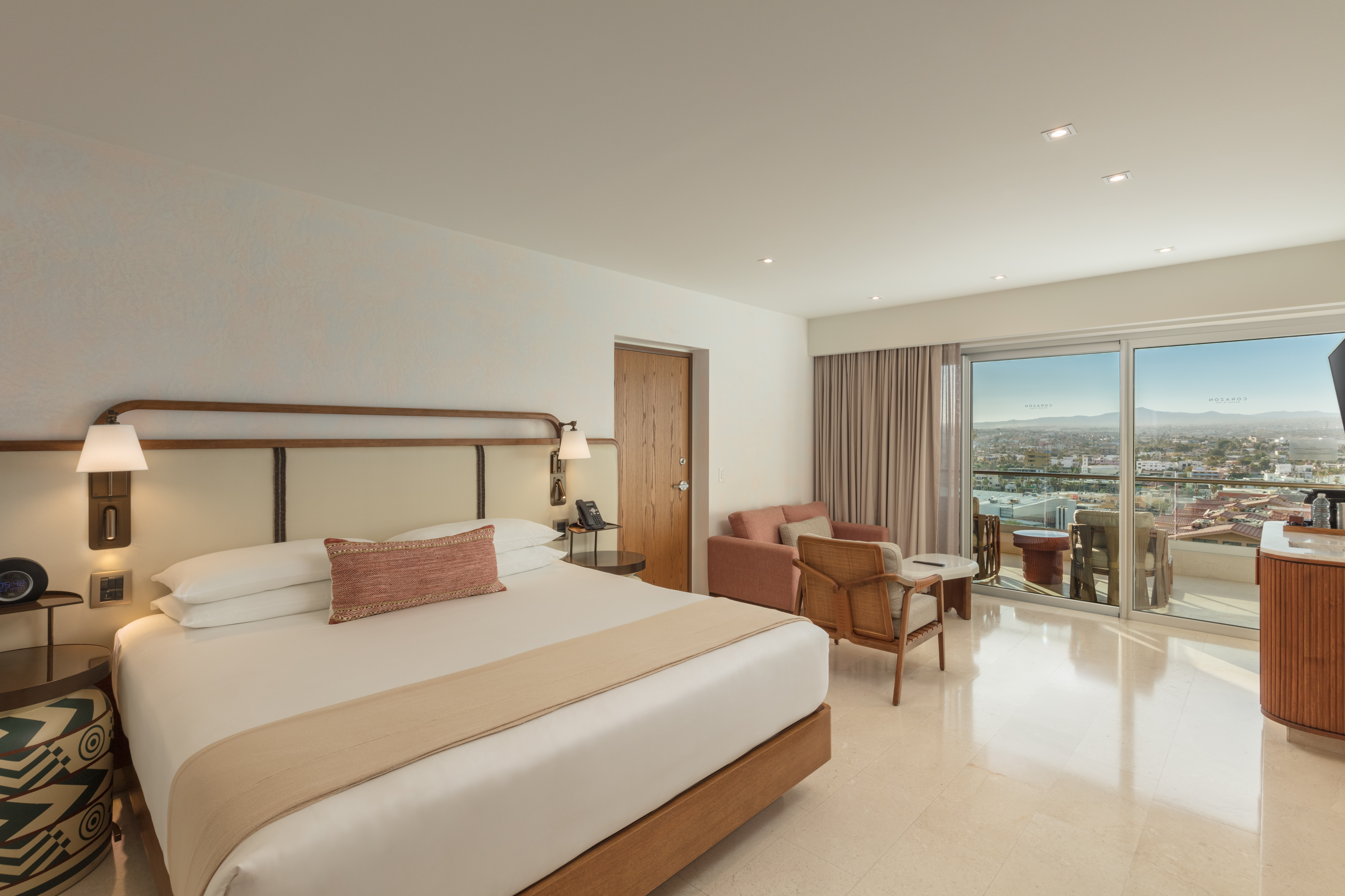Infinity, King Bed