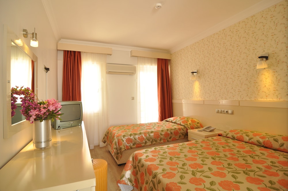 Delfi Hotel And Spa 22/67