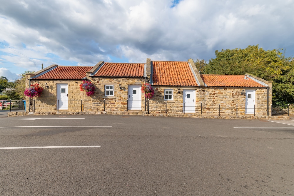 Blacksmiths Arms Inn 47/53