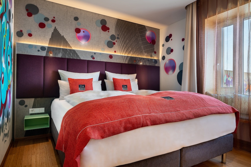 Holiday Inn - the niu, Hide Berlin Friedrichshain by IHG 20/58