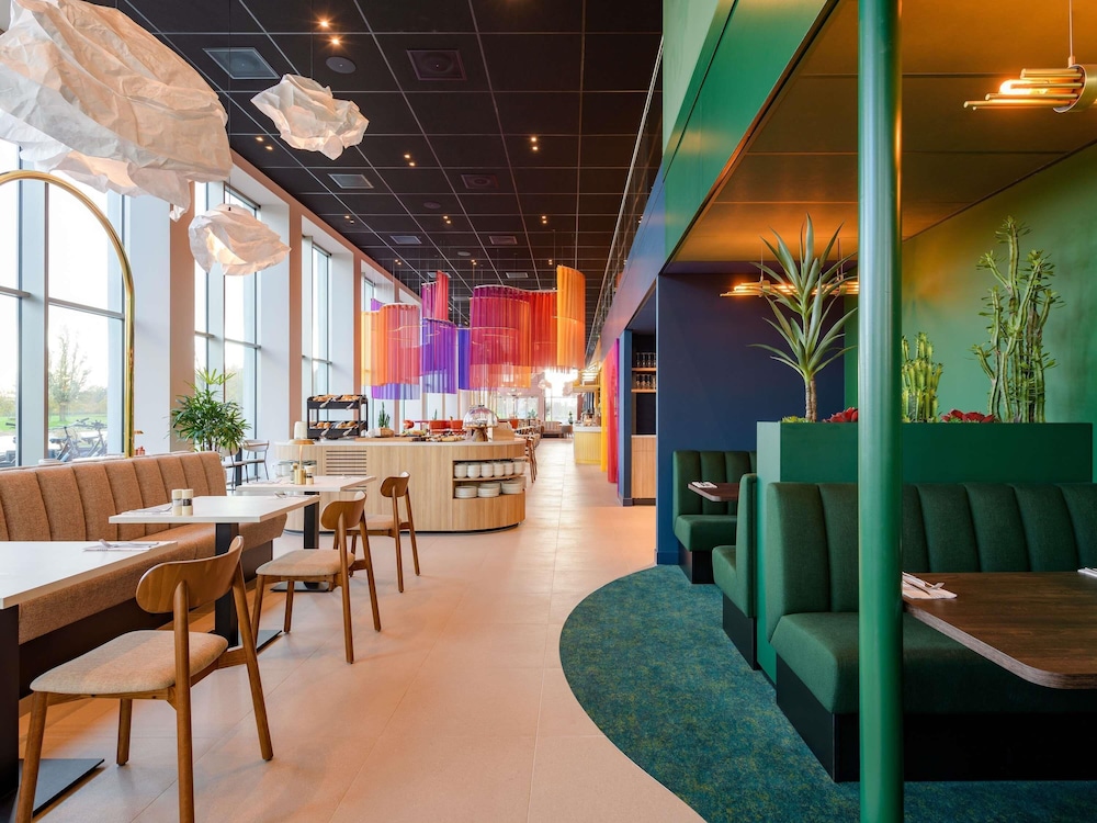 ibis Styles Rotterdam Ahoy 47/63