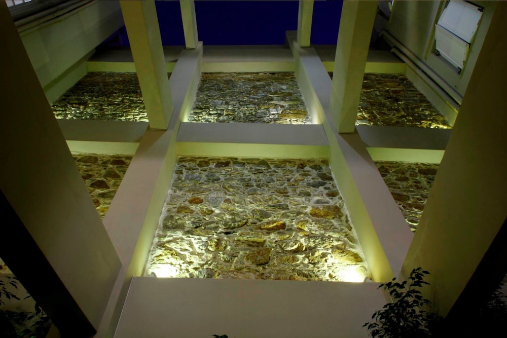 Hotel Diogenis 6/44