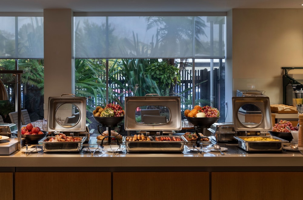 Rydges Rotorua 25/50