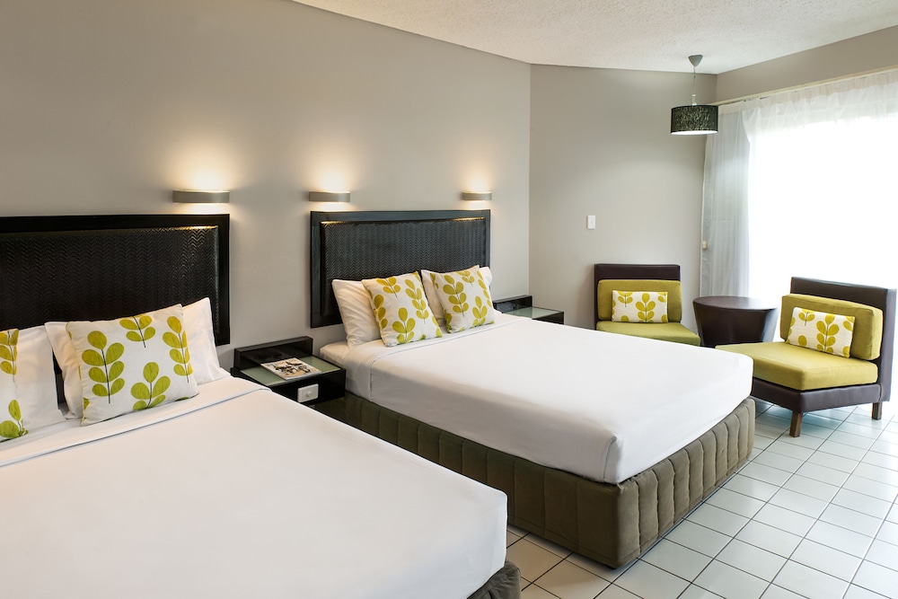 Mercure Nadi 19/48