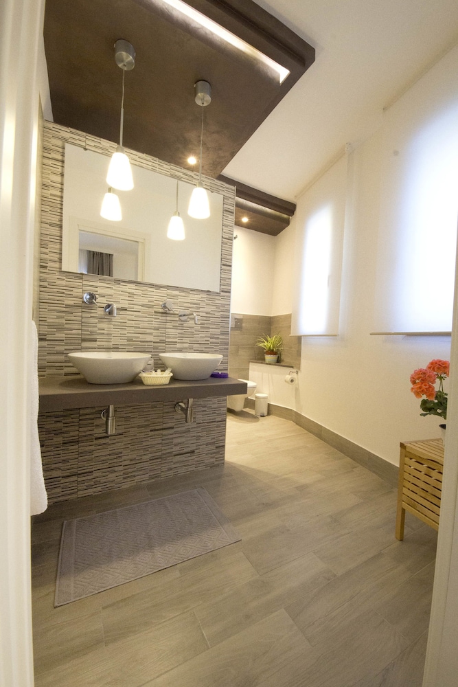 Nicadomus B&B 18/42