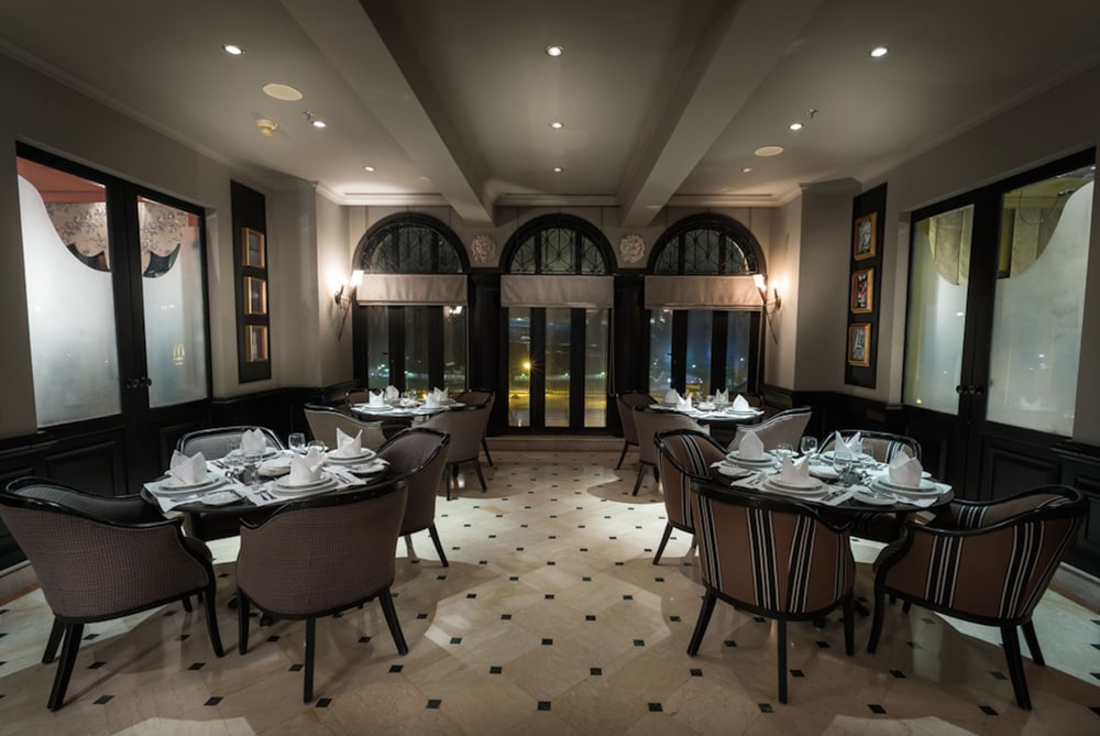 Hawthorn Suites By Wyndham Al Khobar 41/43