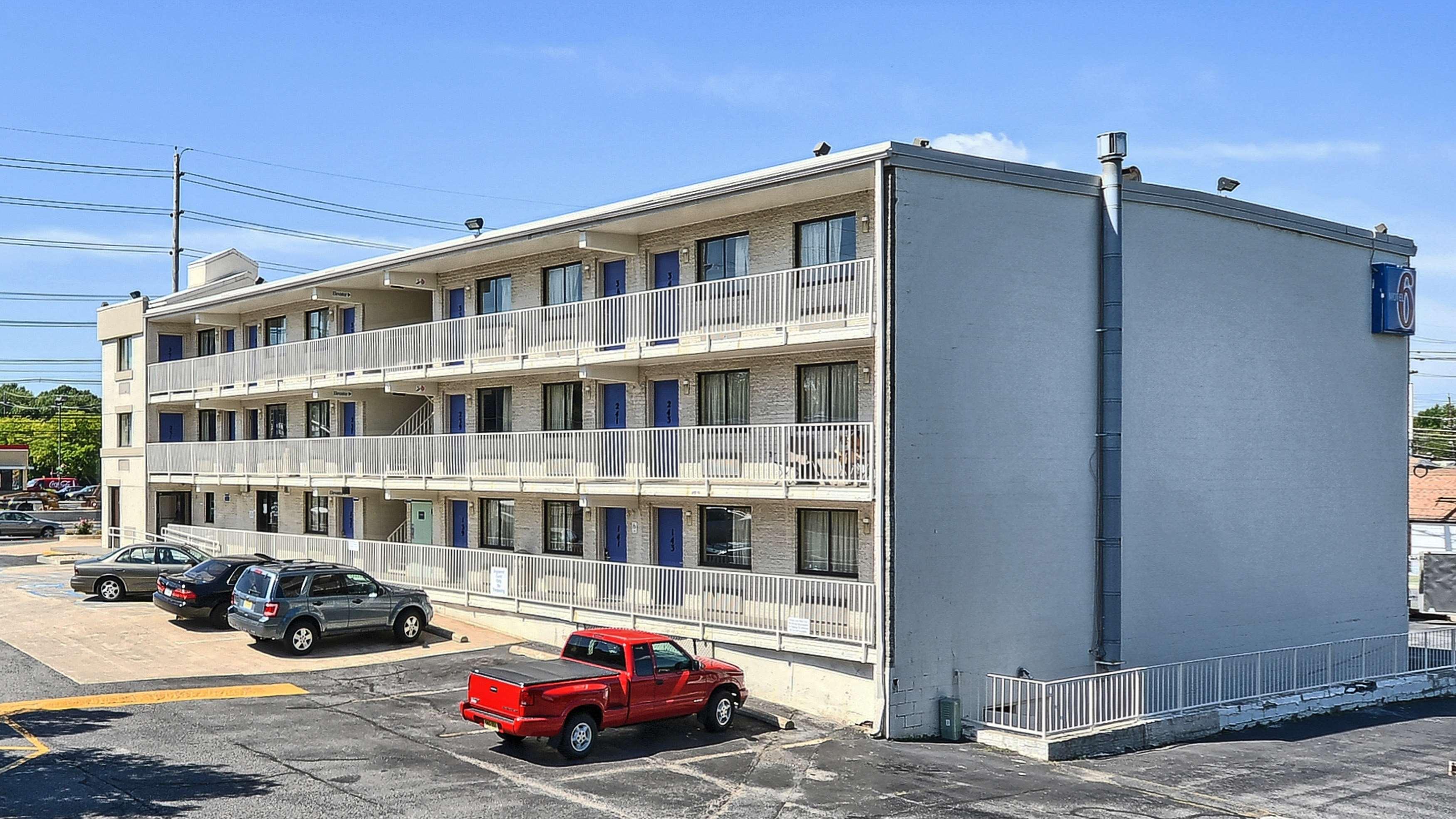 Motel6 Maple Shade Township, NJ - Philadelphia - Mt Laurel 35/42