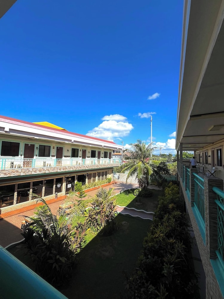 Coconut Pension House 33/34