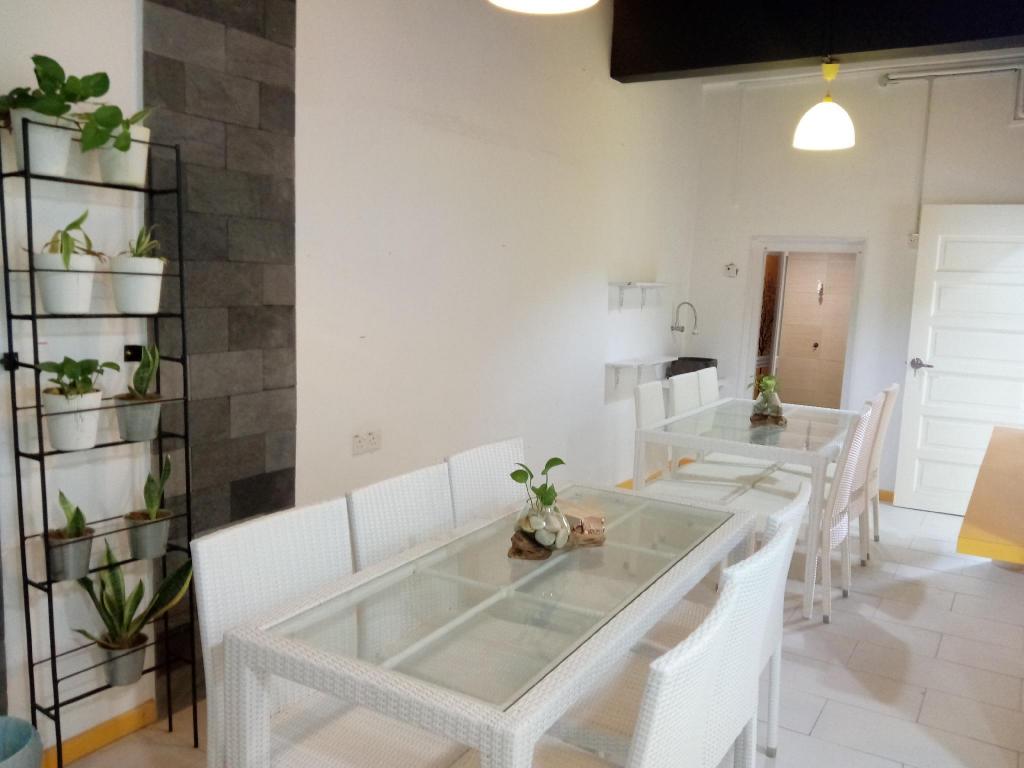 The Serai Cottage Transit Hotel 38/38