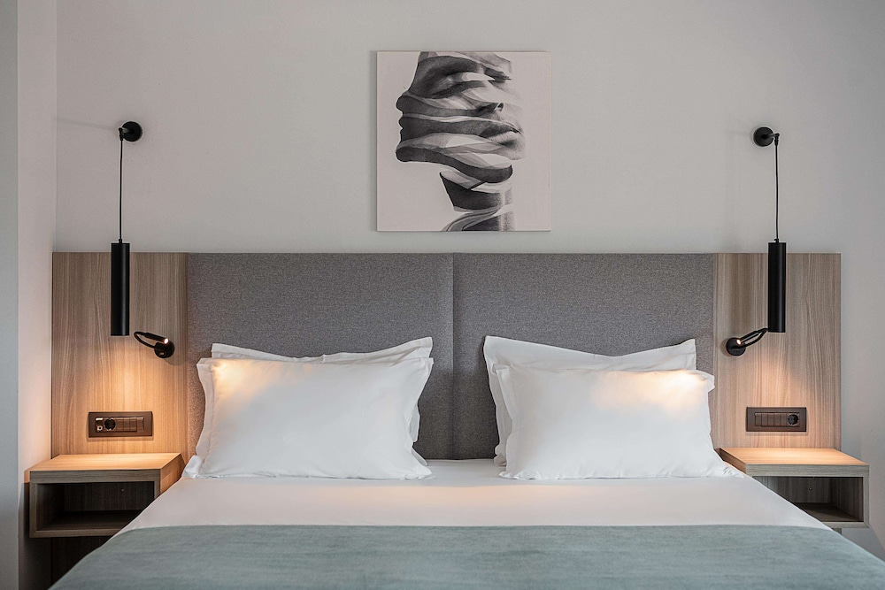 Junior Suite, Twin Beds, Two Story, Sofa