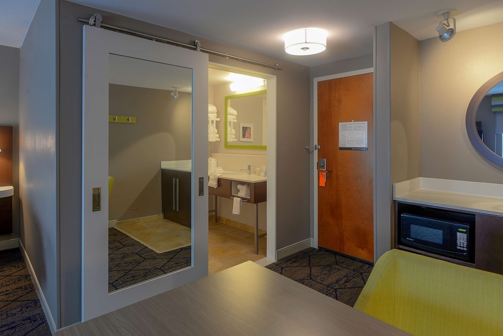 Hampton Inn Suites Atl Six Flags 41/61
